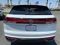 2025 Volkswagen Atlas Cross Sport 2.0T SE