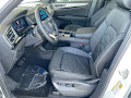 2025 Volkswagen Atlas Cross Sport 2.0T SE