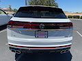 2025 Volkswagen Atlas Cross Sport 2.0T SEL Premium R-Line
