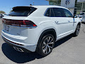 2025 Volkswagen Atlas Cross Sport 2.0T SEL Premium R-Line