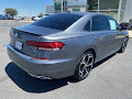 2021 Volkswagen Passat 2.0T R-Line