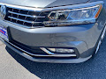 2018 Volkswagen Passat 2.0T SE