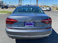 2018 Volkswagen Passat 2.0T SE